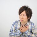 心臓病で「胸の痛み」という症状はほとんどない